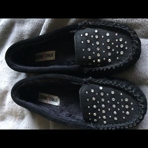 Minnetonka Slippers